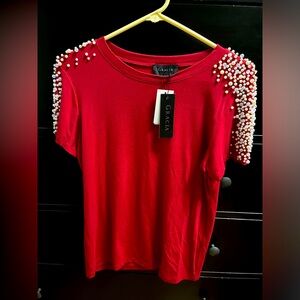 Gracia short sleeve shirt with pearl embellishments